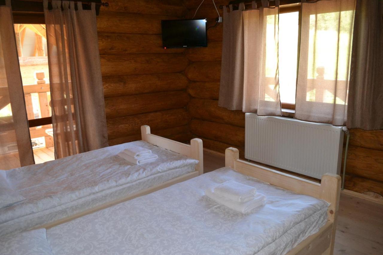 Roksolana Hotel Izki Exterior photo
